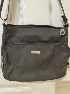Baggallini Gray Crossbody Messenger Bag